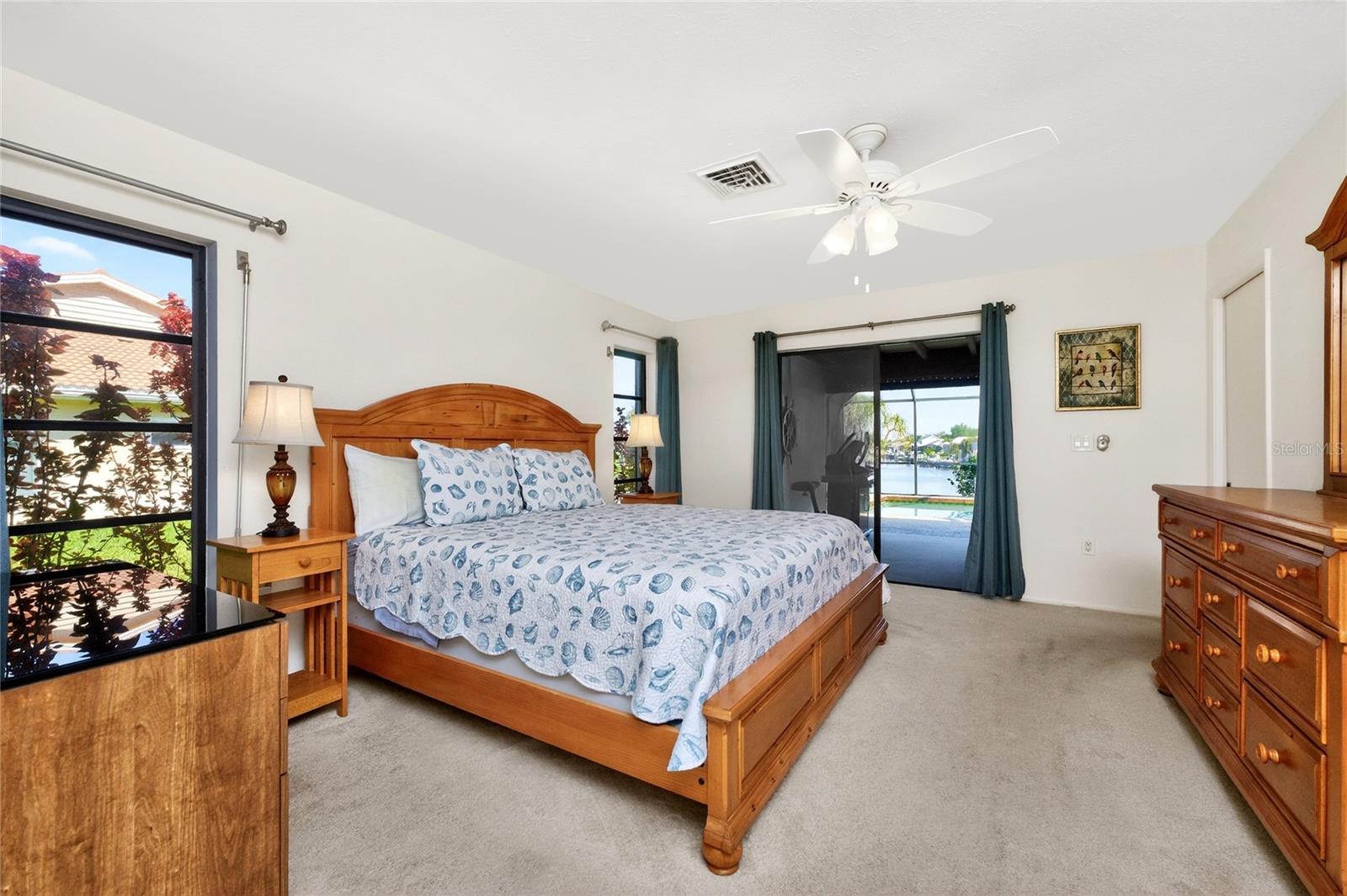 ENGLEWOOD ISLES SUB - Residential