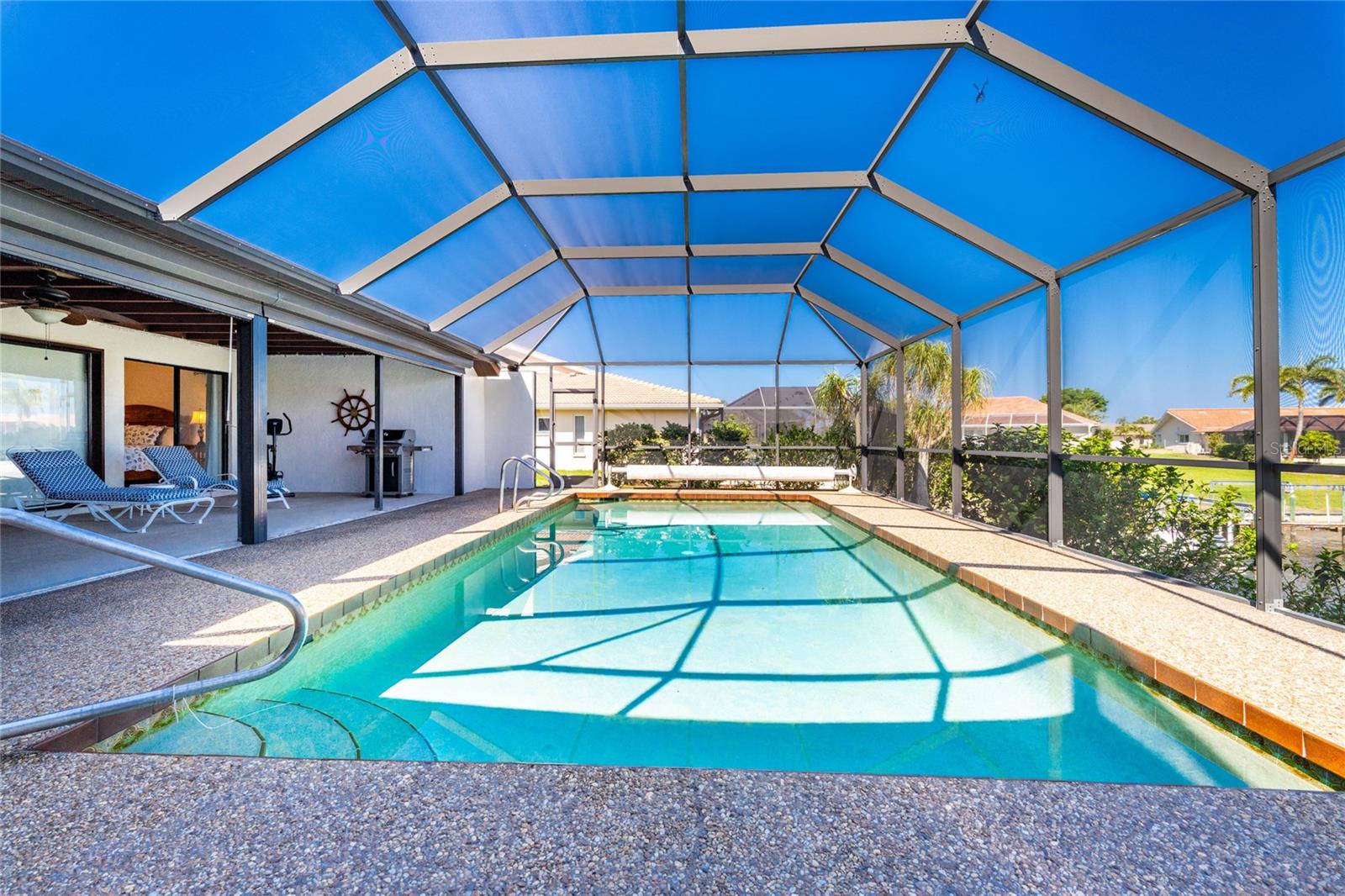 ENGLEWOOD ISLES SUB - Residential