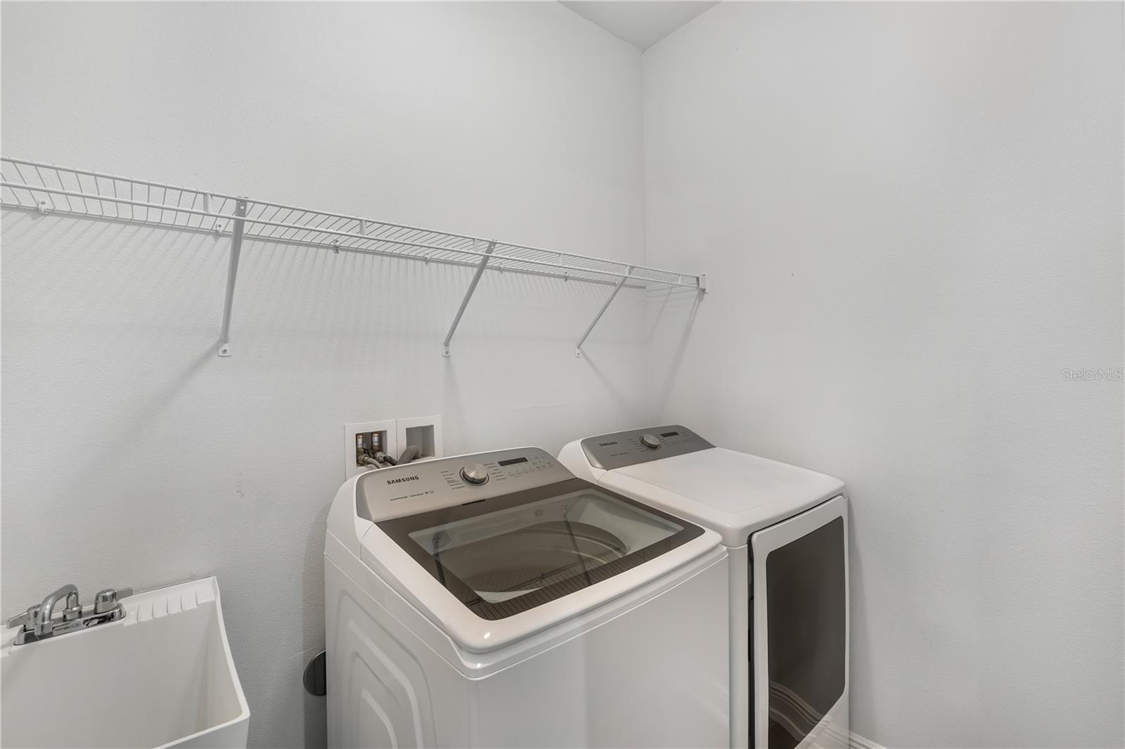 PINEHURST PARK - Residential Lease