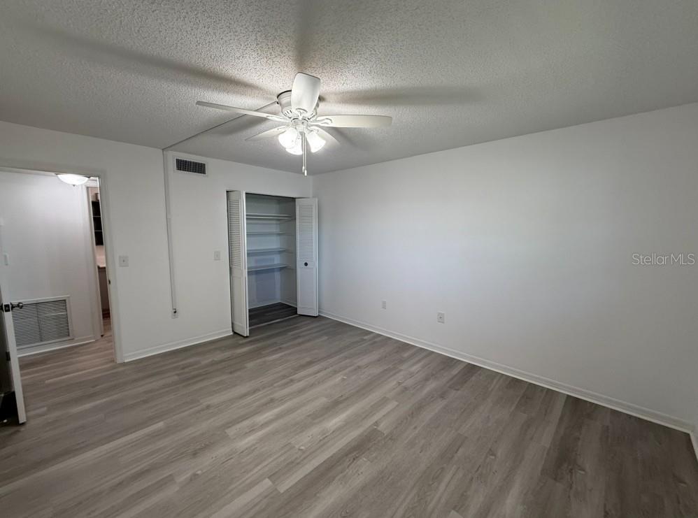 BAYWOOD COLONY GARDEN APTS - Residential Lease