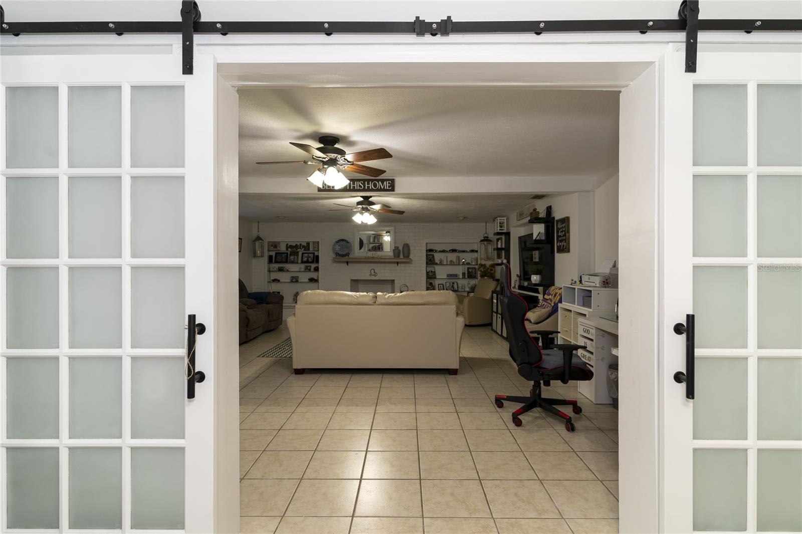 RIVERBEND MANOR - Residential