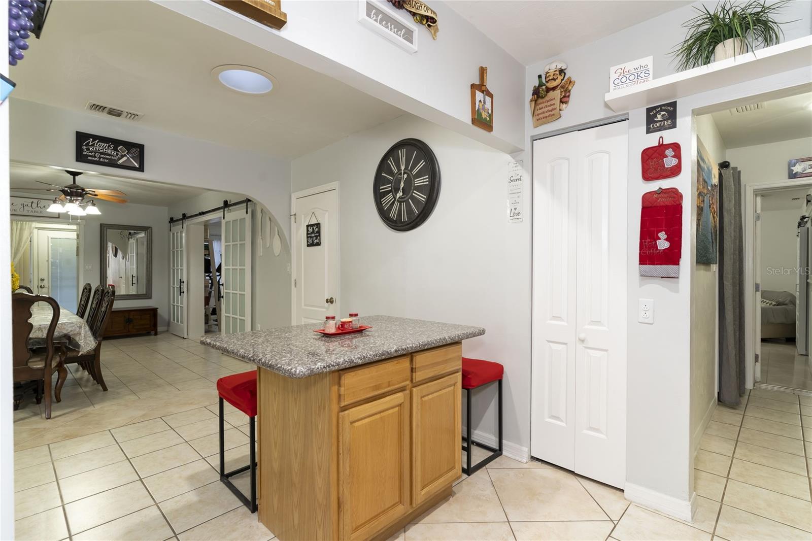 RIVERBEND MANOR - Residential