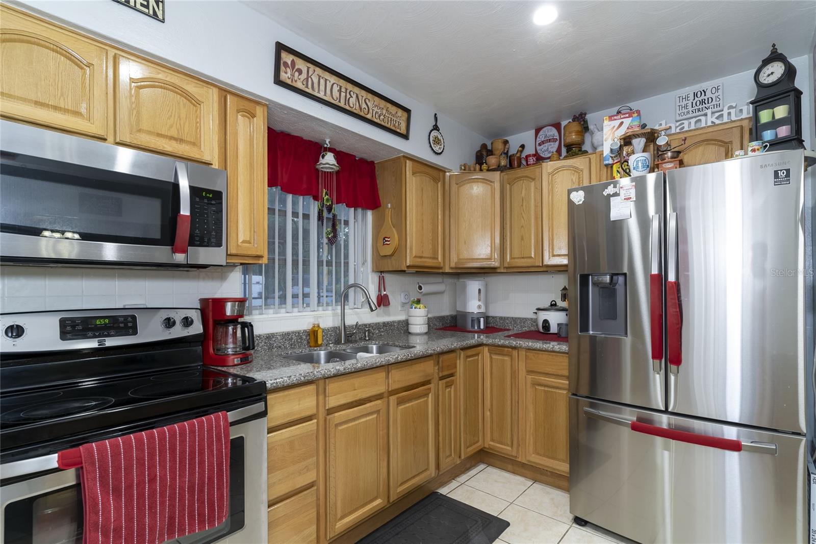 RIVERBEND MANOR - Residential