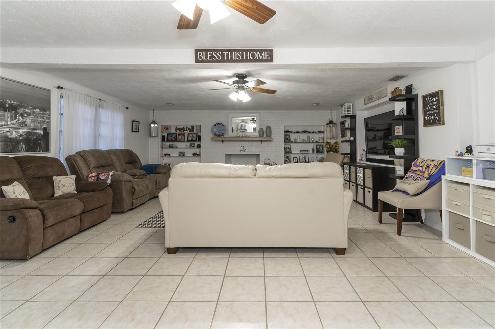 RIVERBEND MANOR - Residential