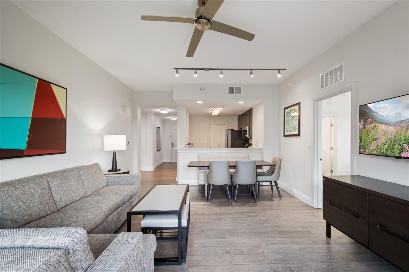 GROVE RESIDENCE & SPA HOTEL CONDO - Residential