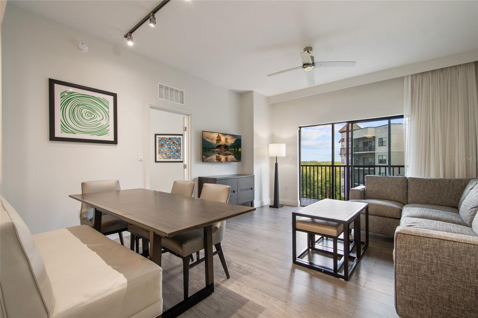GROVE RESIDENCE & SPA HOTEL CONDO - Residential