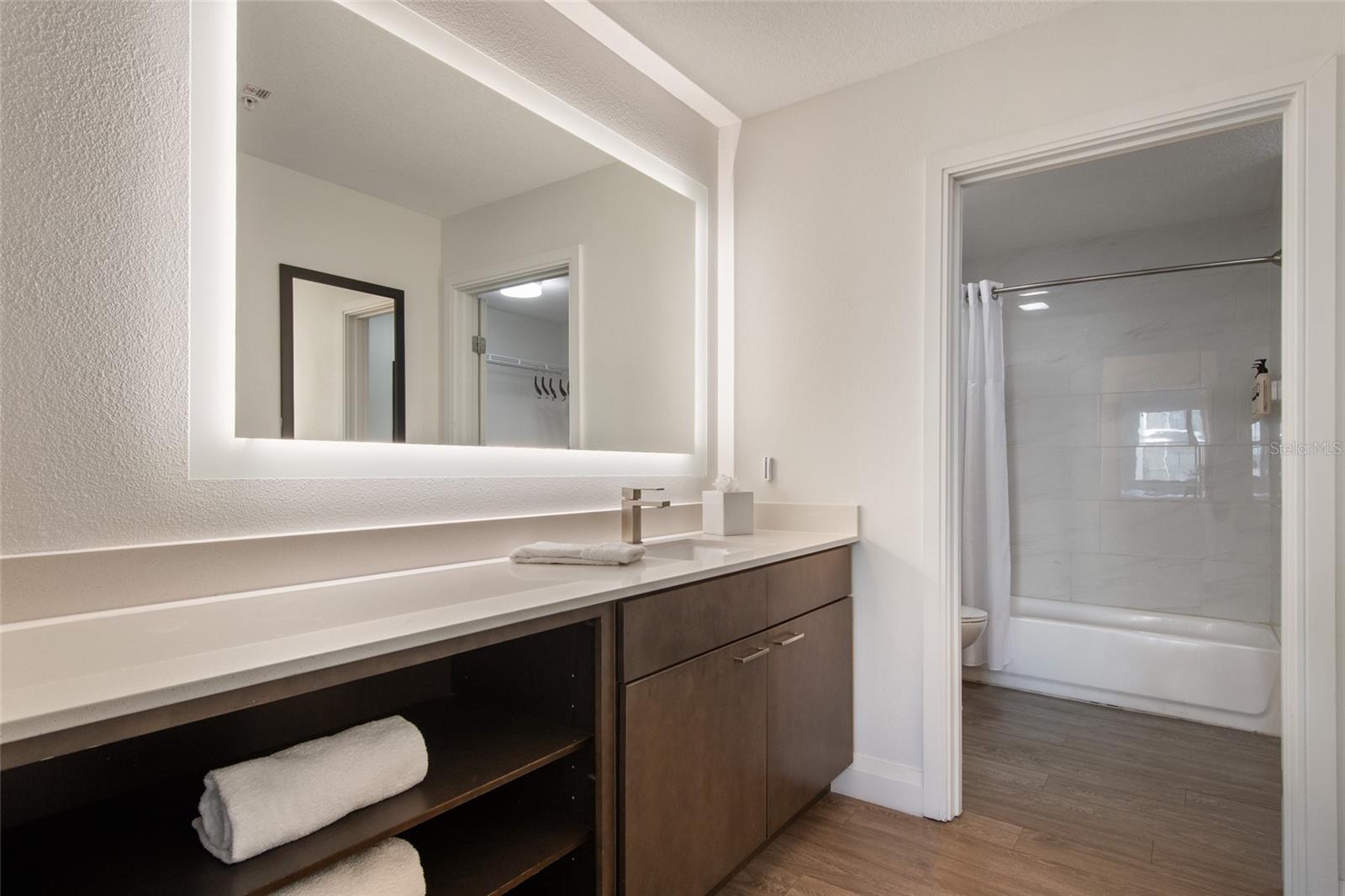 GROVE RESIDENCE & SPA HOTEL CONDO - Residential