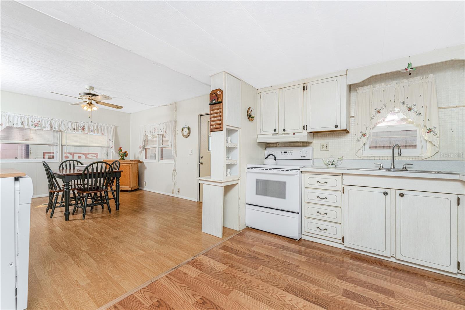 BROOK TO BAY - Residential