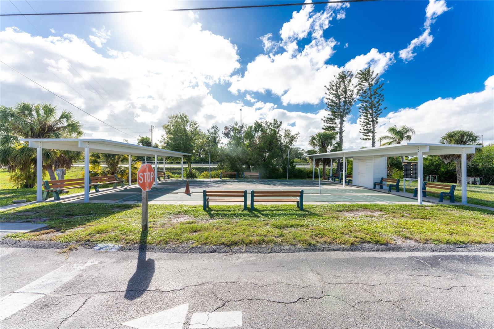 BROOK TO BAY - Residential