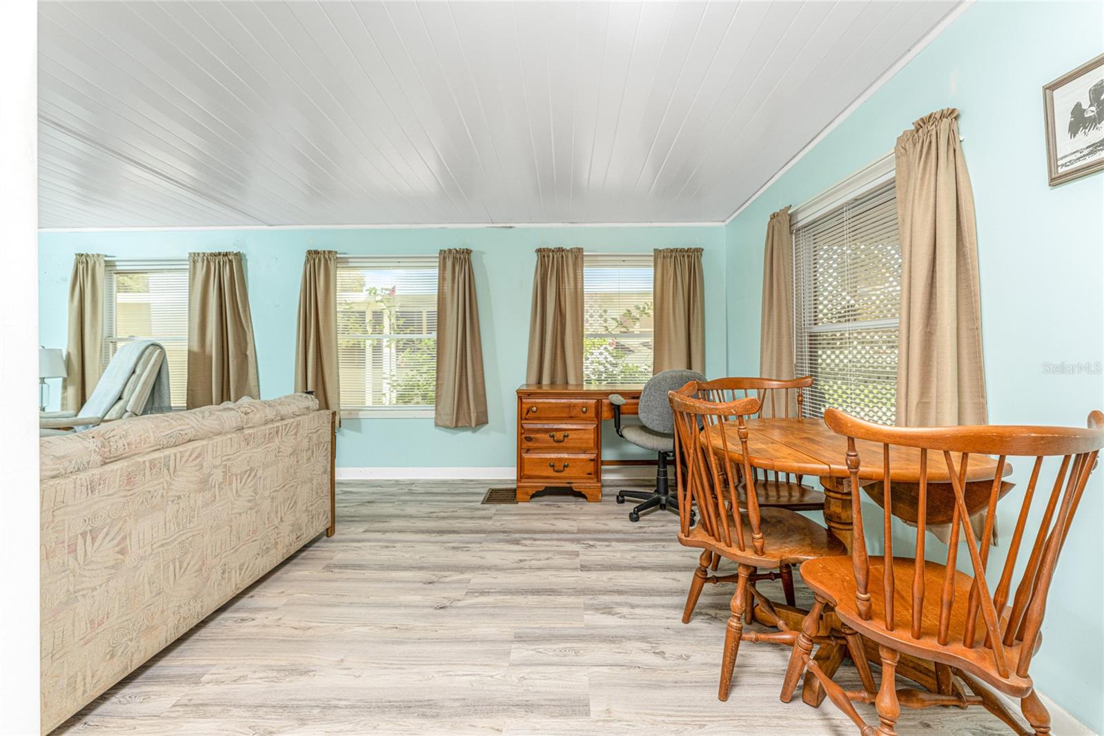 BROOK TO BAY - Residential