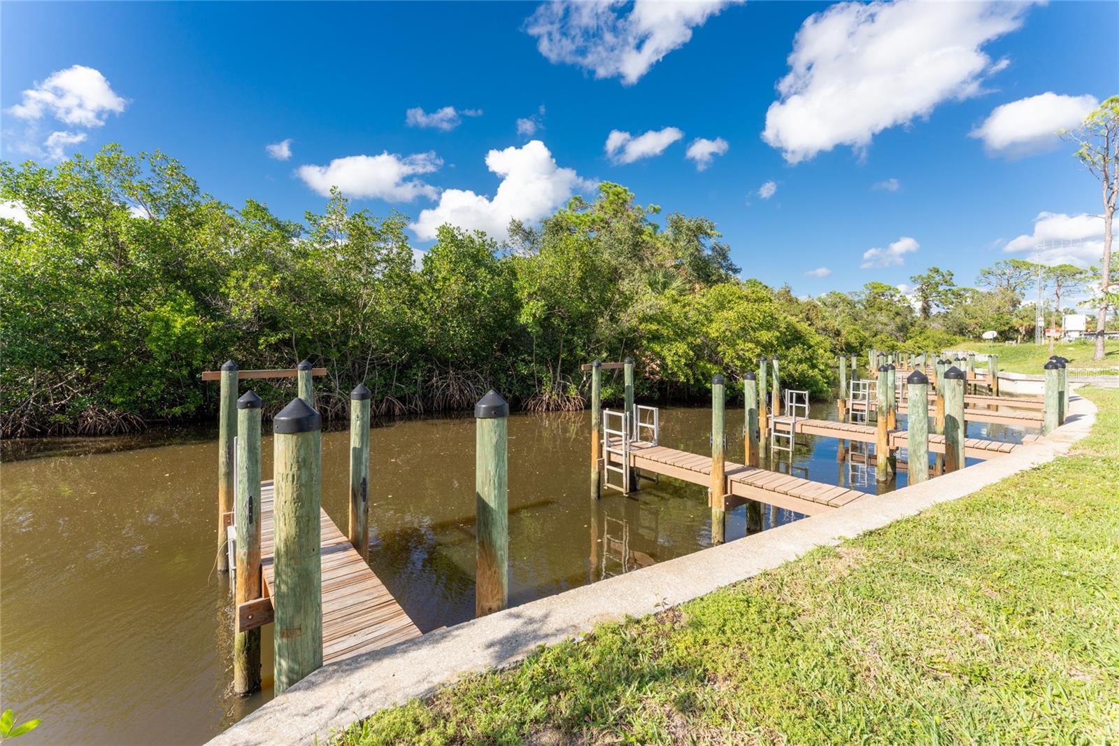 BROOK TO BAY - Residential