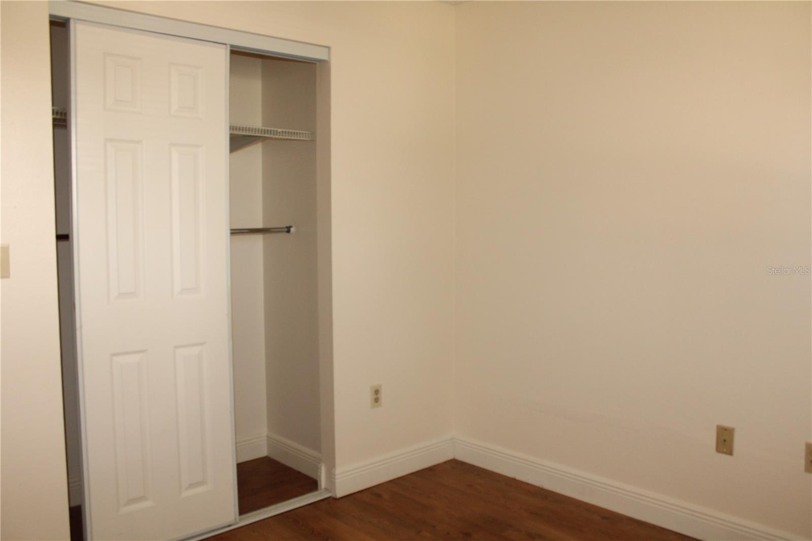 CRESCENT LAKES PH I - Residential Lease