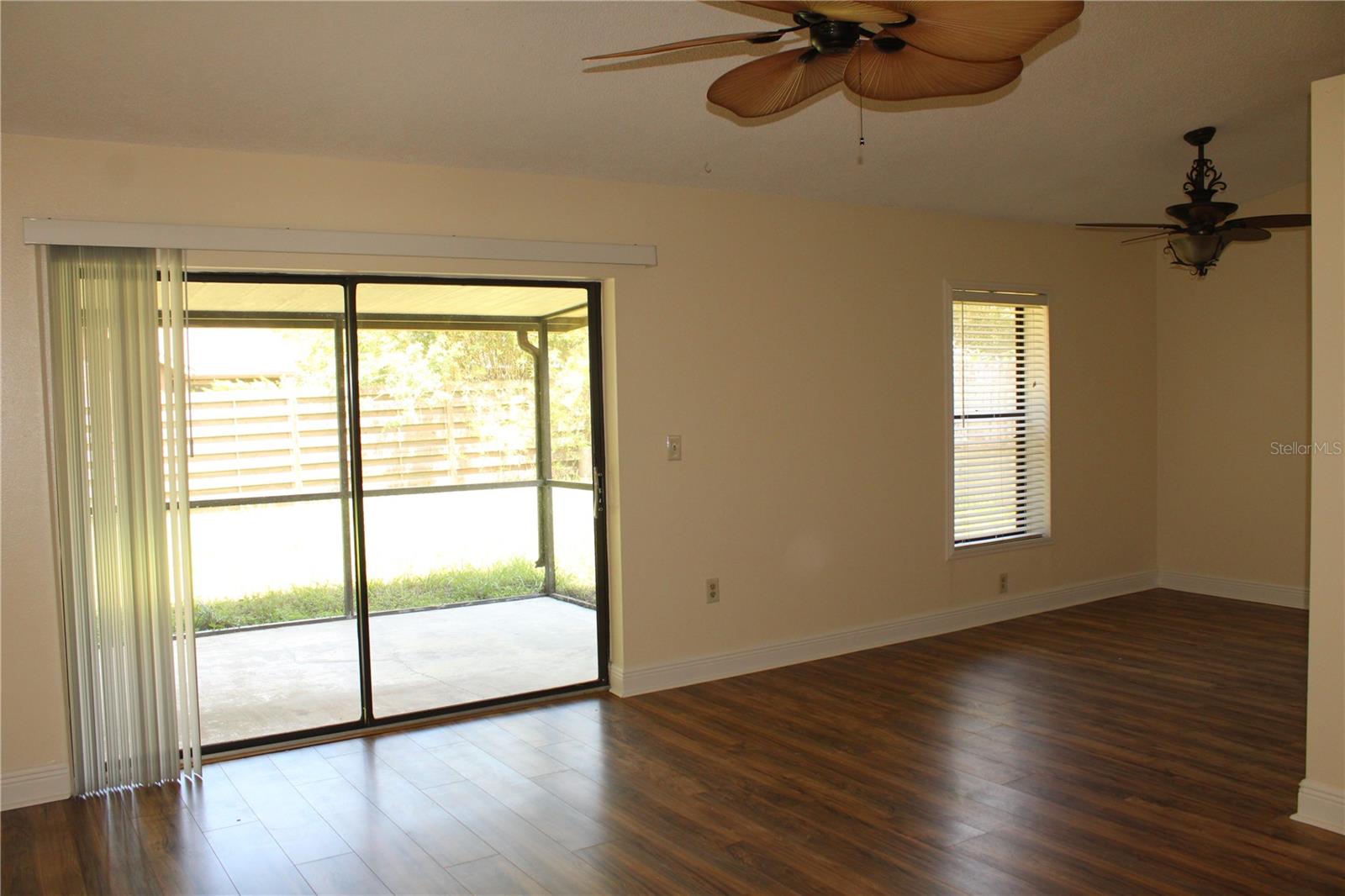 CRESCENT LAKES PH I - Residential Lease