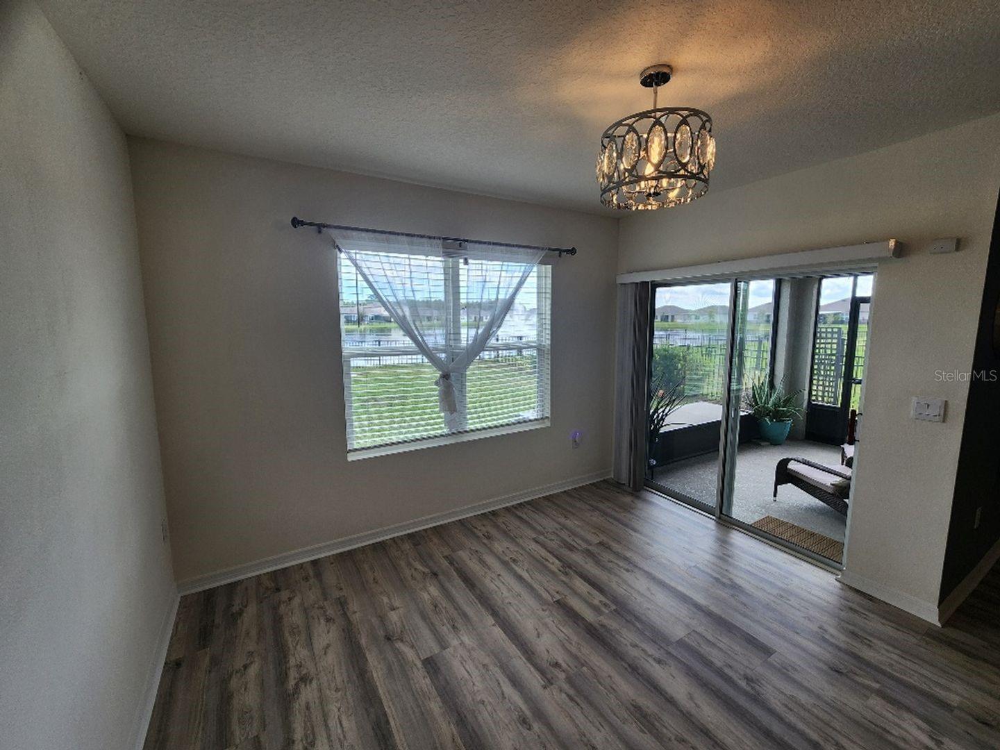 COASTAL WOODS UN D - Residential Lease