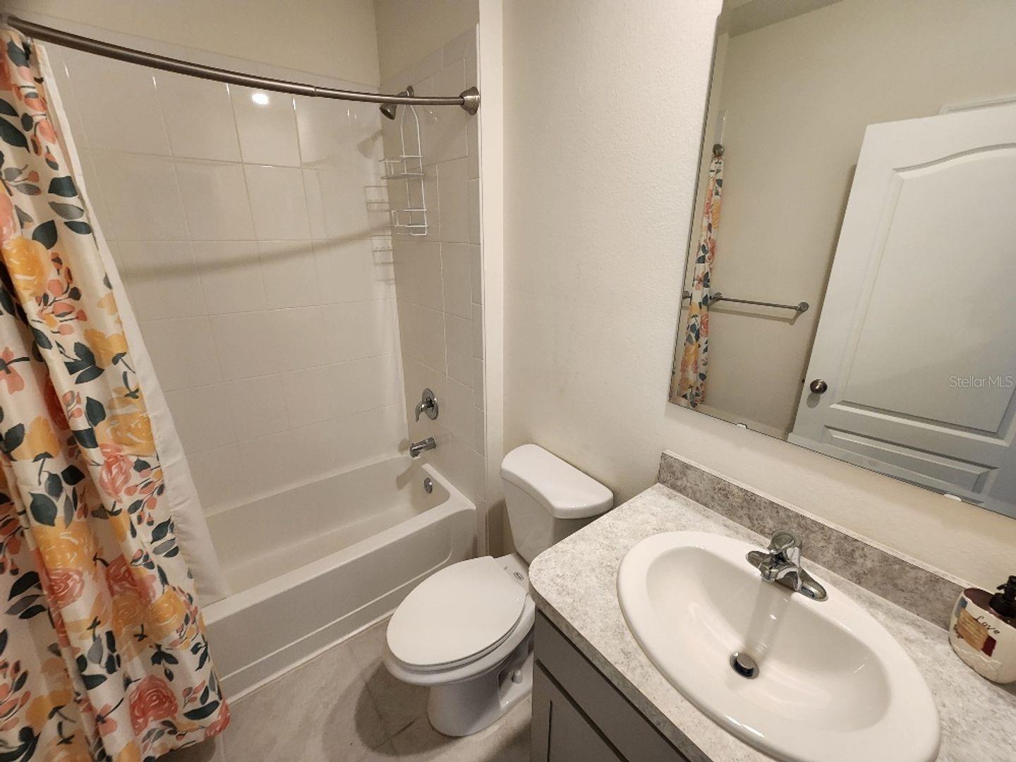 COASTAL WOODS UN D - Residential Lease