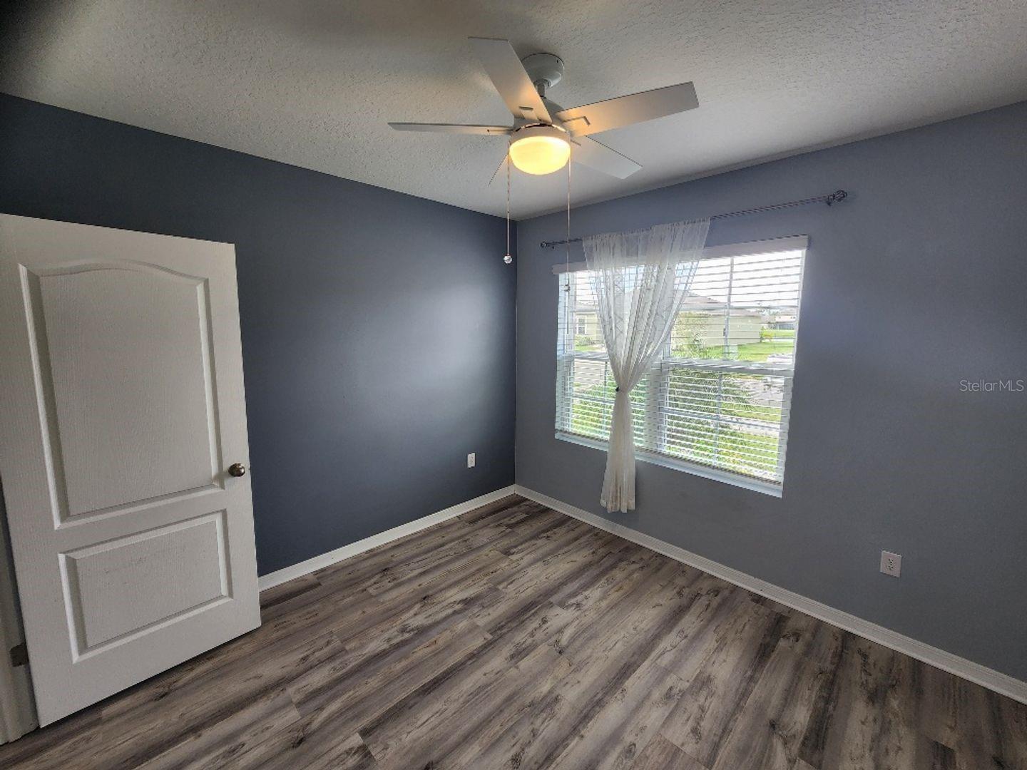 COASTAL WOODS UN D - Residential Lease