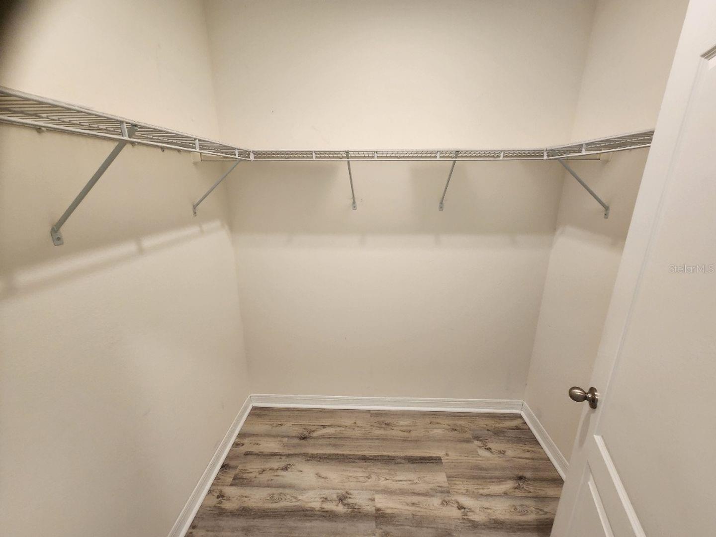 COASTAL WOODS UN D - Residential Lease