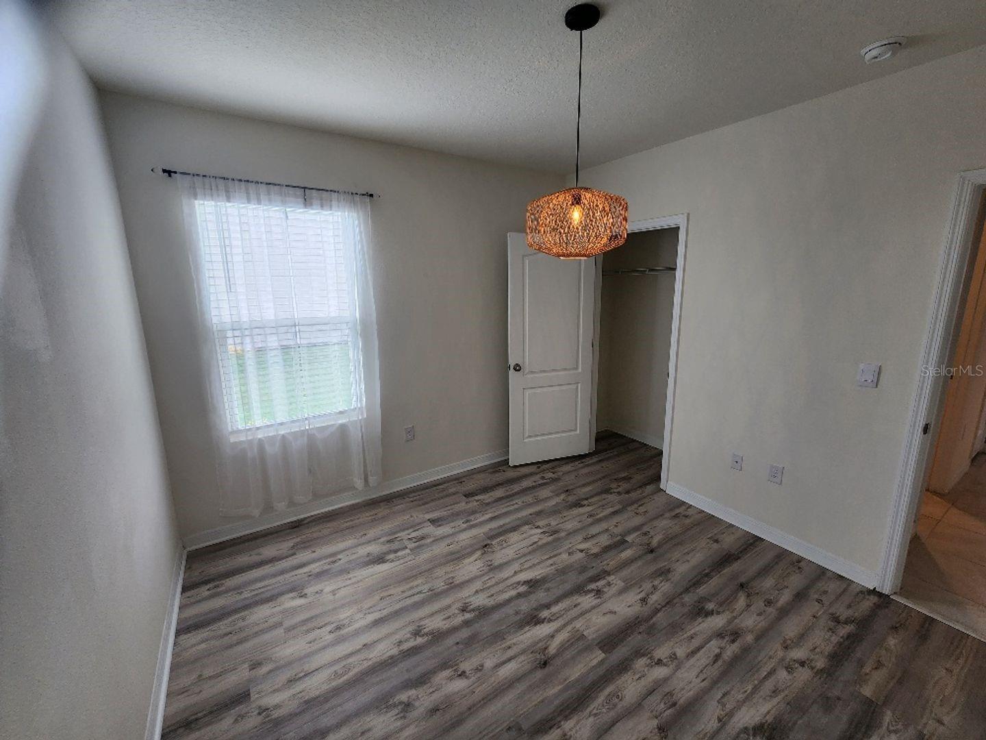 COASTAL WOODS UN D - Residential Lease