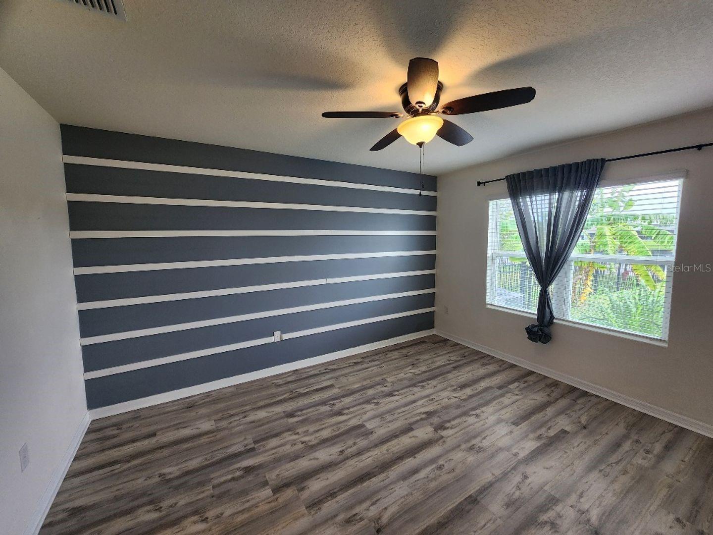 COASTAL WOODS UN D - Residential Lease