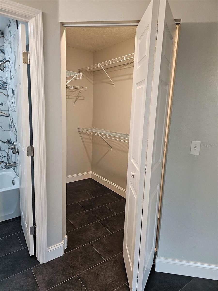 REGENCY PARK AT LAKE MARY A CONDO - Residential