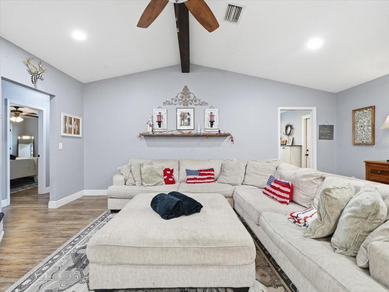 SPRING HILL - Residential