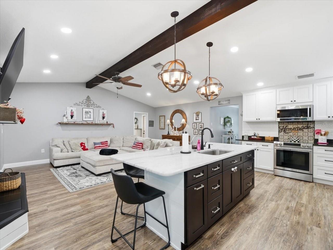 SPRING HILL - Residential