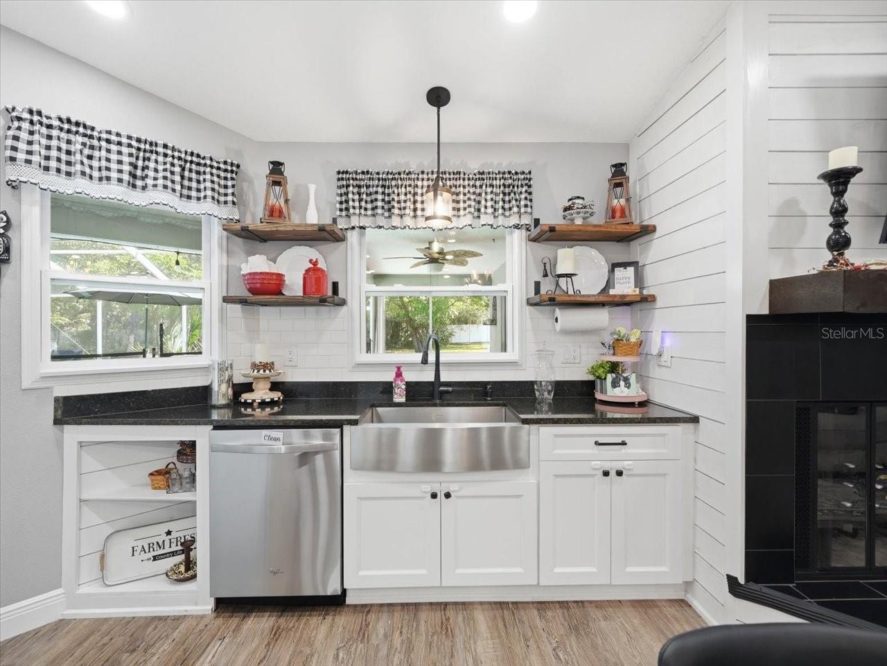 SPRING HILL - Residential