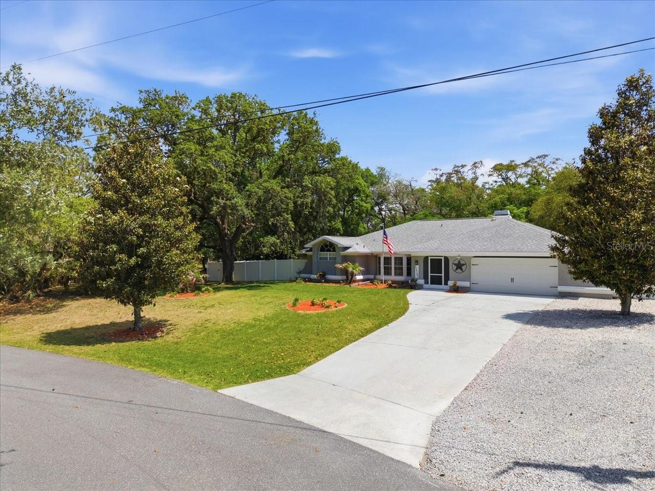 SPRING HILL - Residential