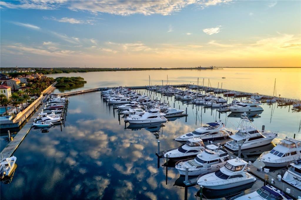 WESTSHORE YACHT CLUB, AQUA TOWER 1 - Residential