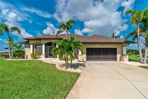 A home in PORT CHARLOTTE