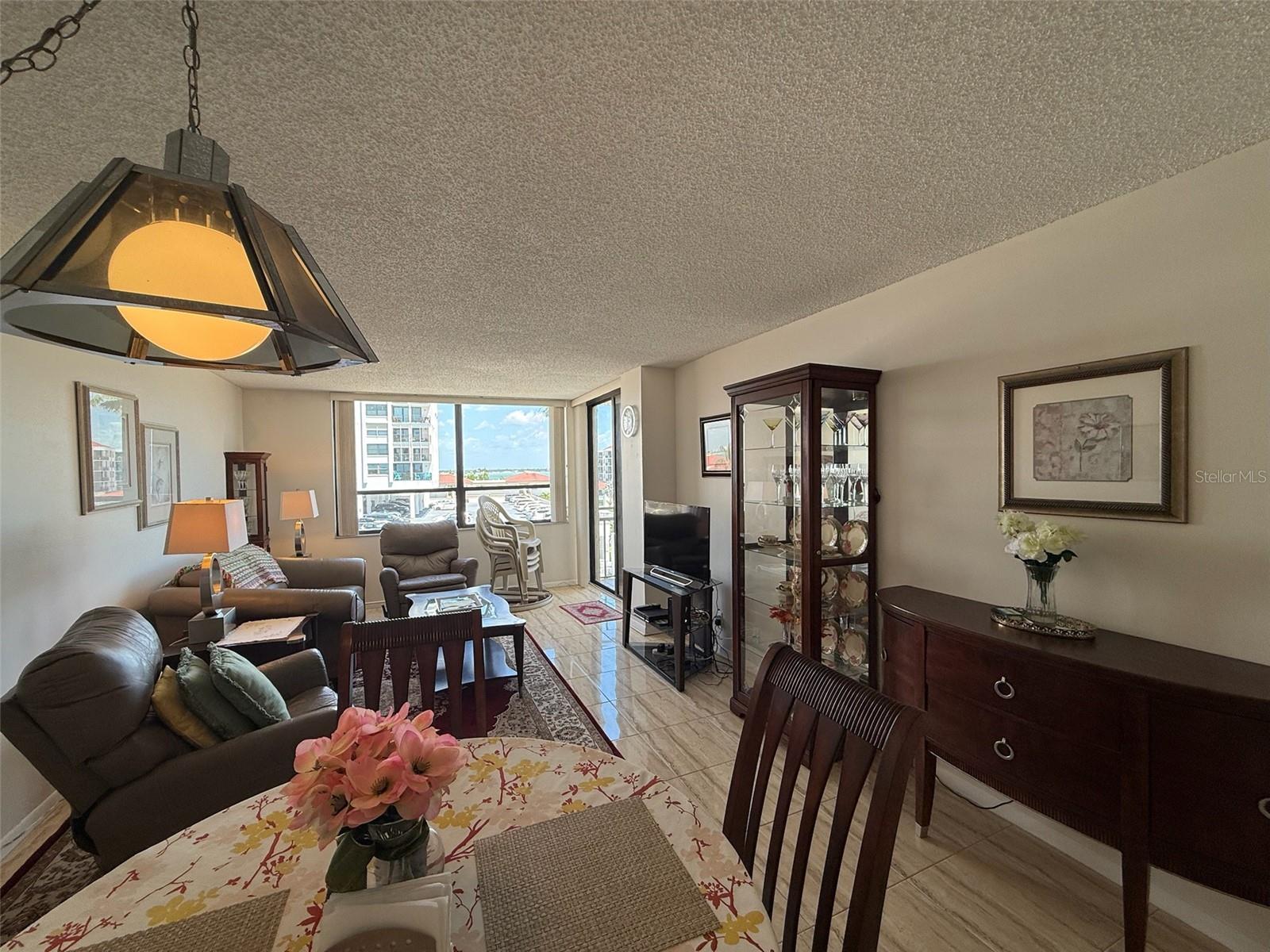 6279 SUN BOULEVARD 403