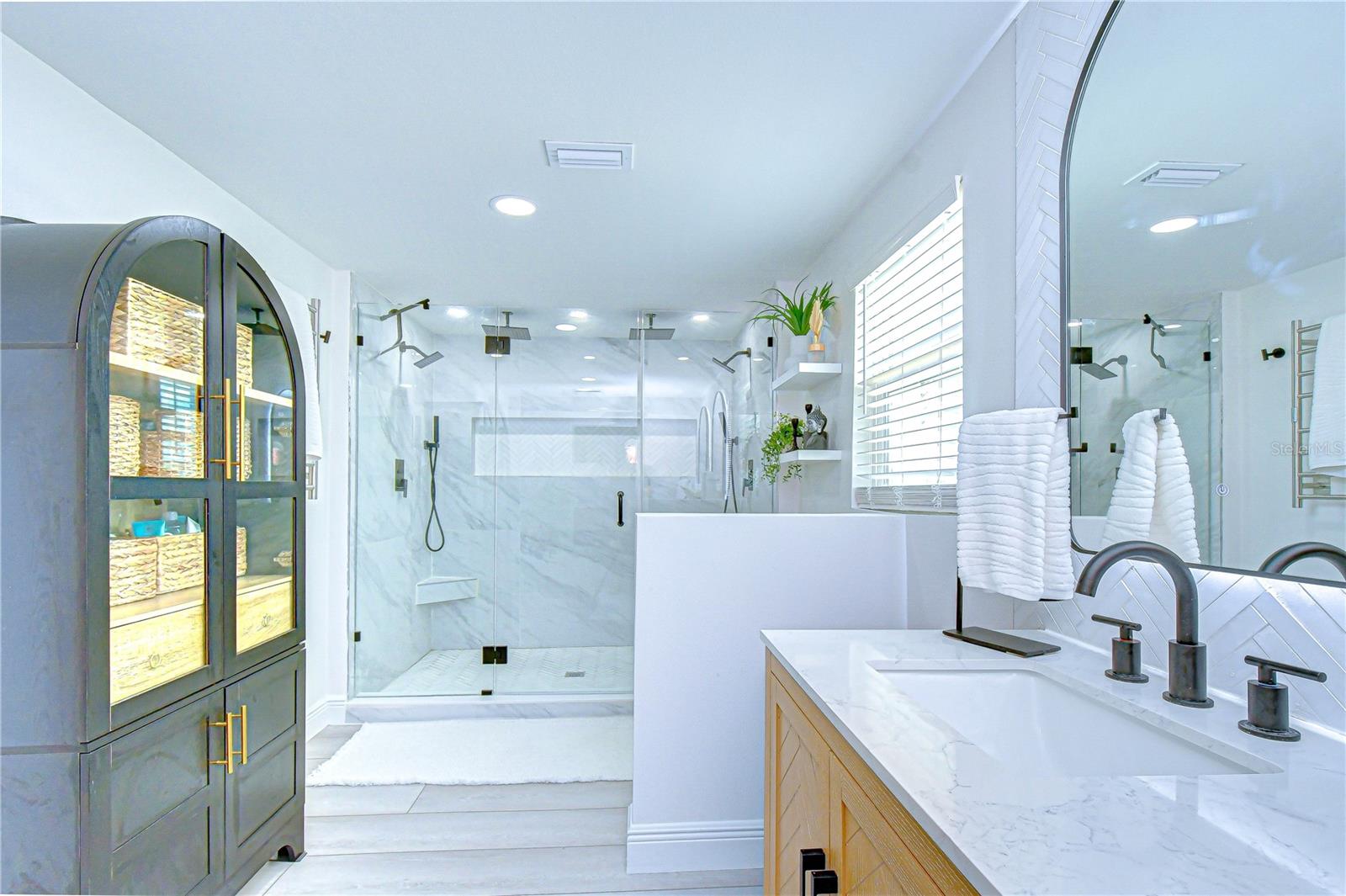 BAY POINT ESTATES 1ST ADD - Residential