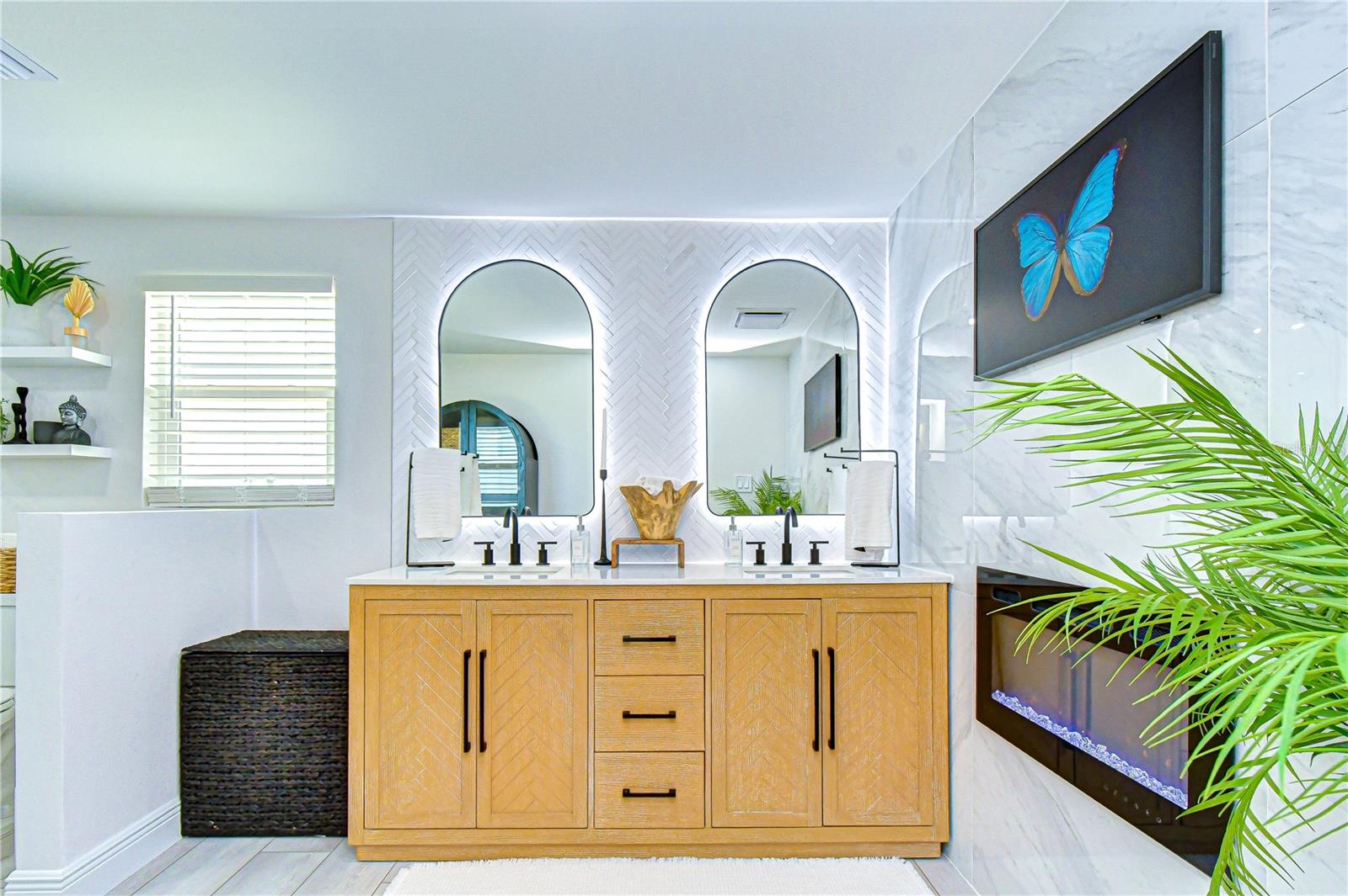 BAY POINT ESTATES 1ST ADD - Residential