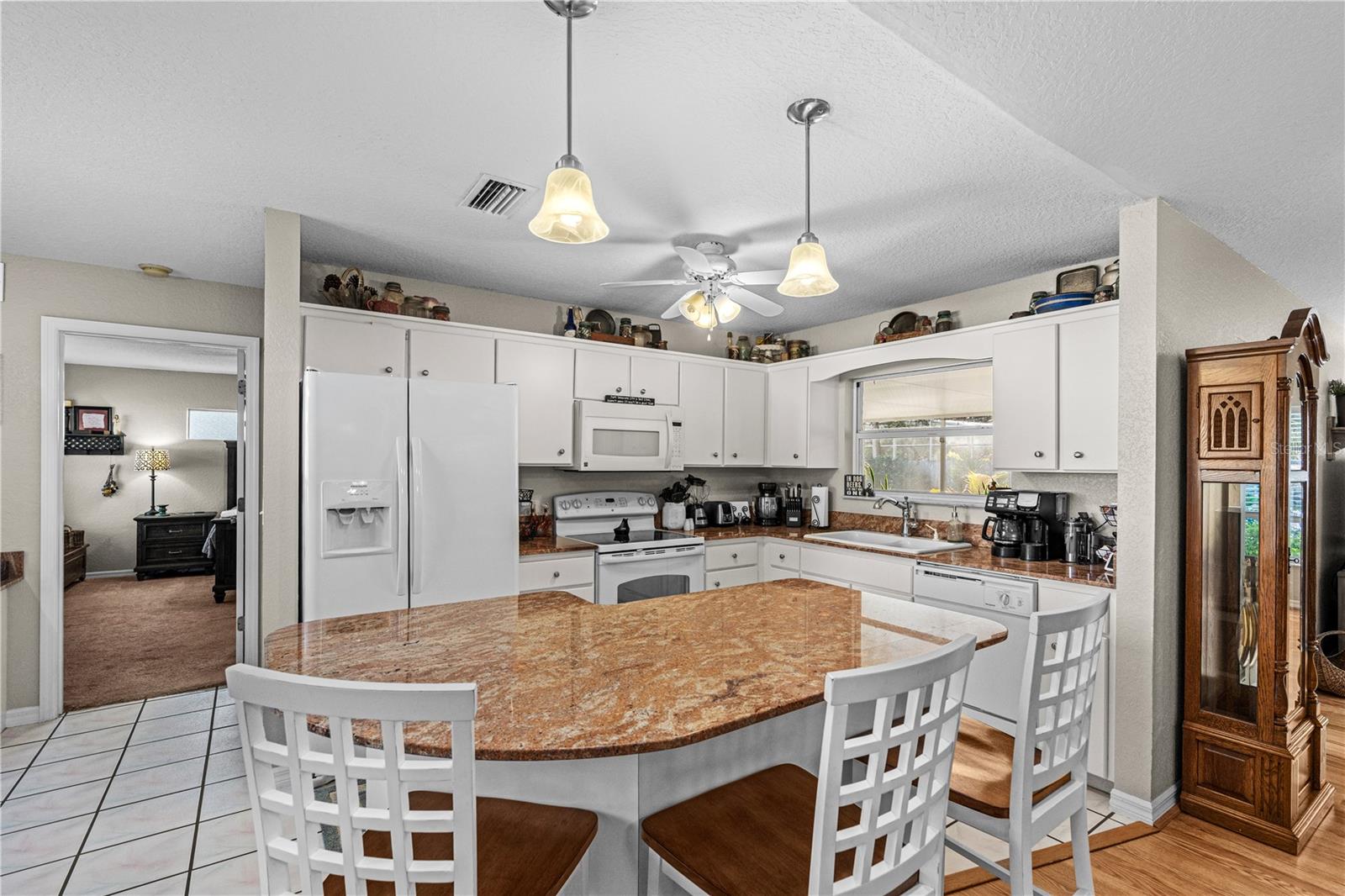 FL SHORES-NORTH OF 16TH ST - Residential