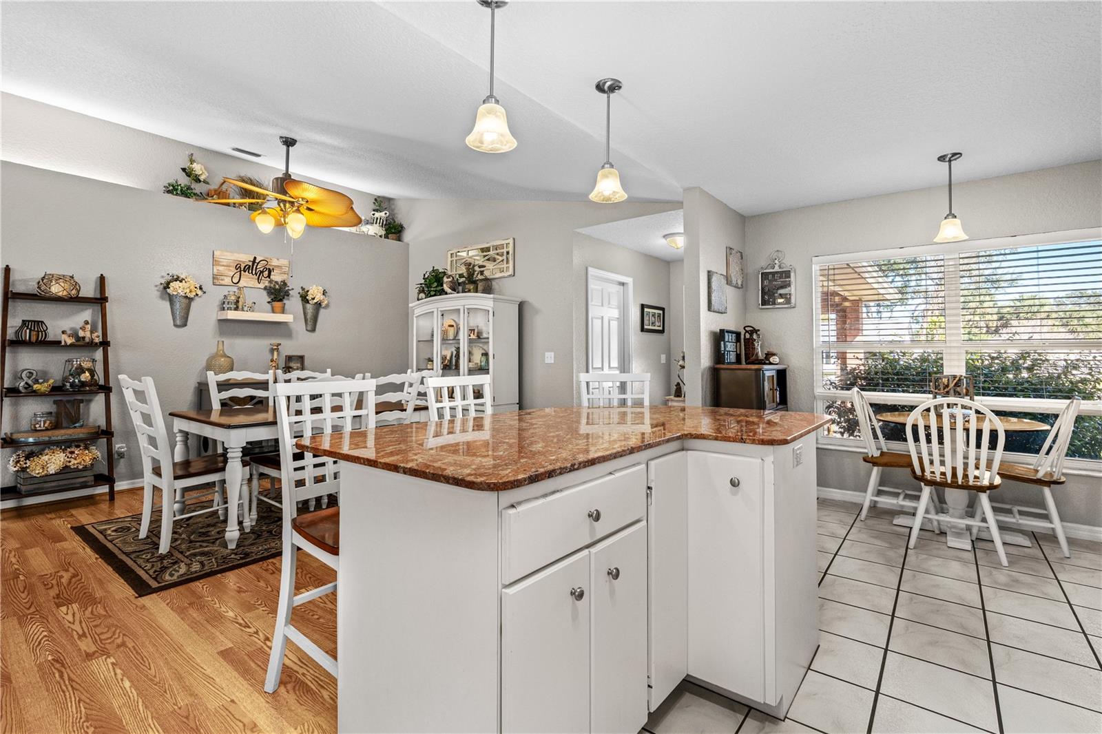 FL SHORES-NORTH OF 16TH ST - Residential