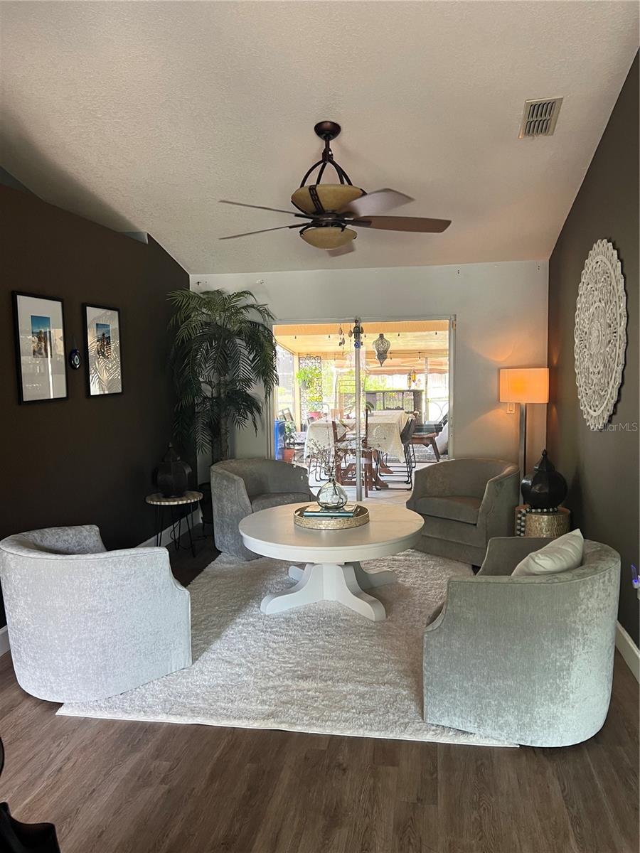 PARK RIDGE ON LAKE MINNEOLA PH 2 - Residential Lease