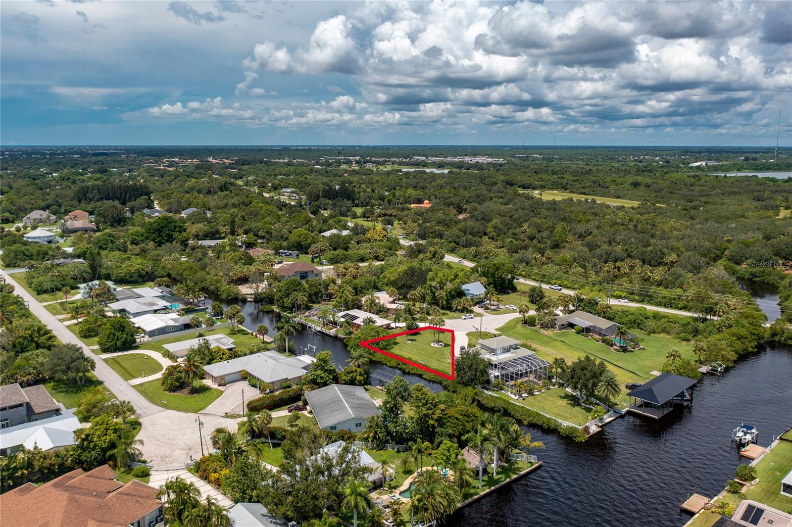 SUNCOAST HARBOR - Land