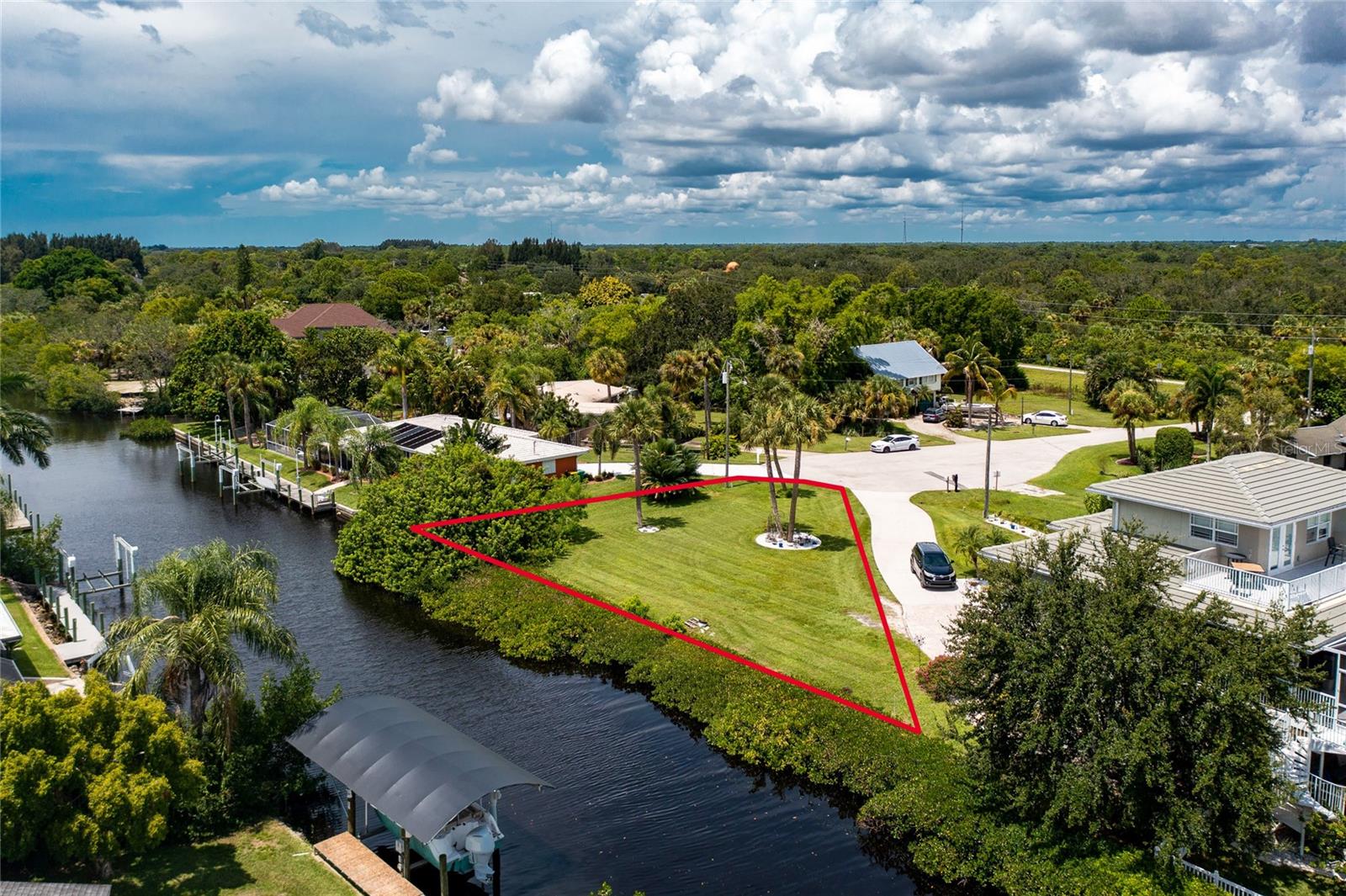 SUNCOAST HARBOR - Land