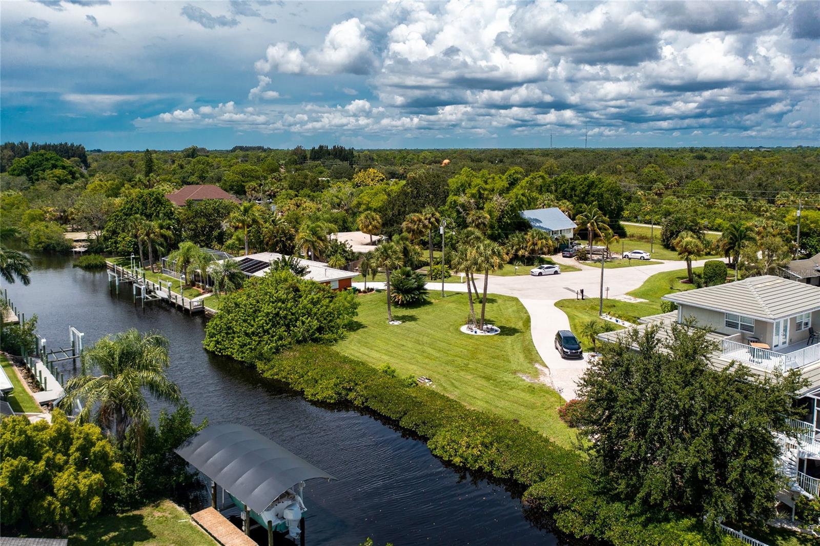 SUNCOAST HARBOR - Land