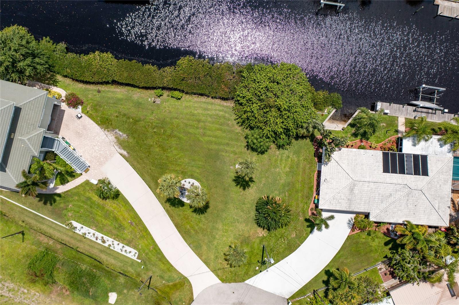 SUNCOAST HARBOR - Land
