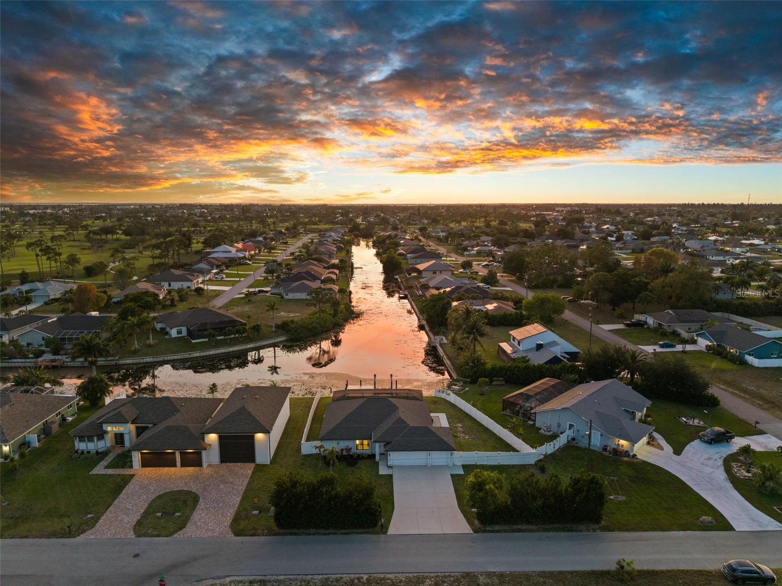 CAPE CORAL - Residential