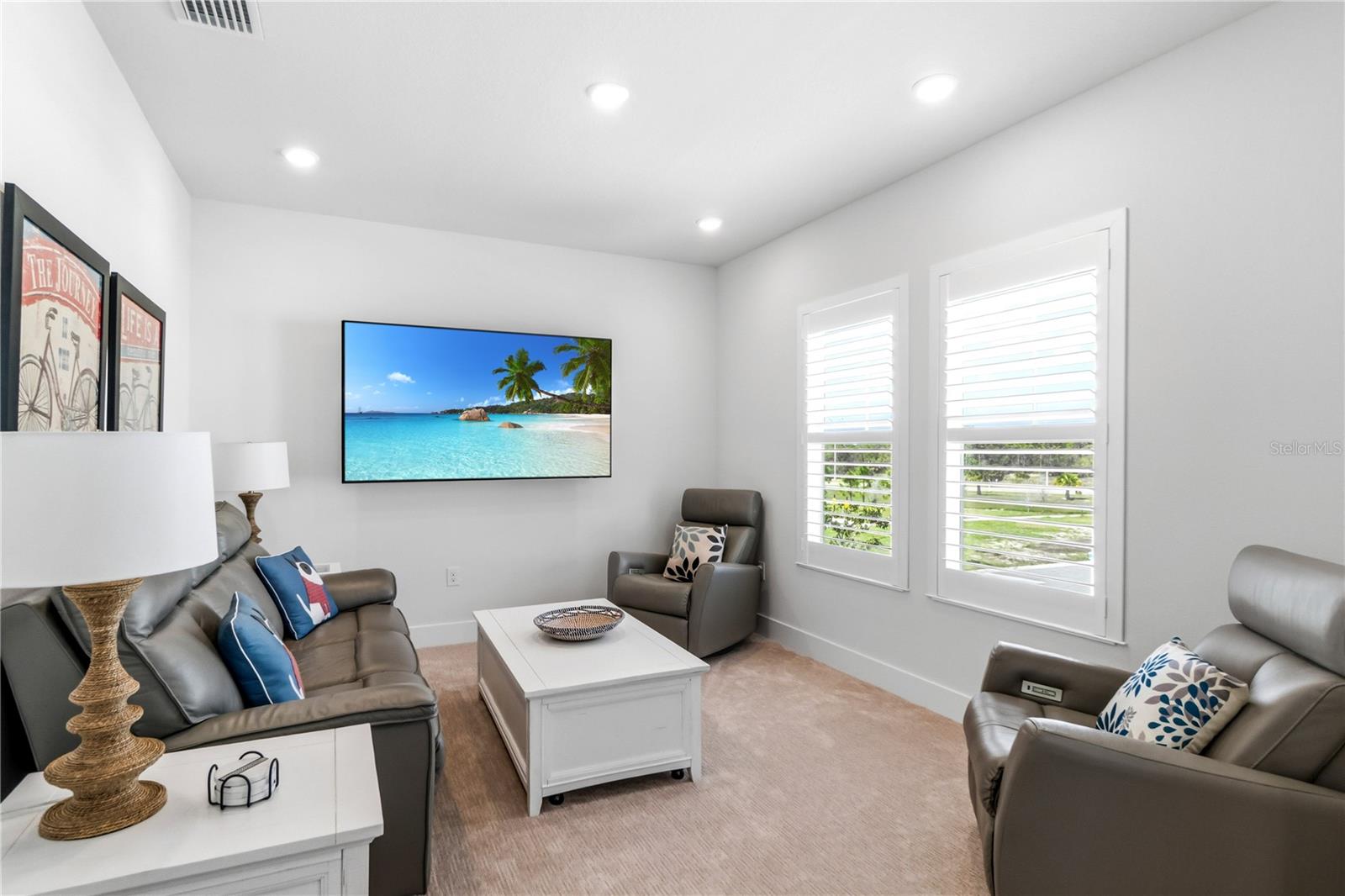 EMERALD LNDG/WATERSIDE - Residential