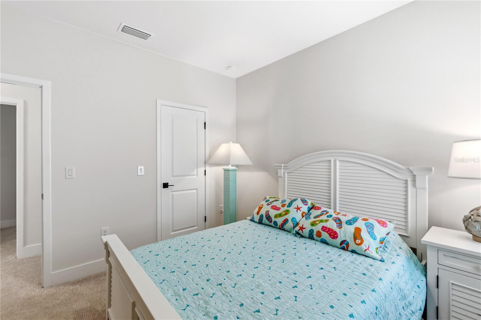 EMERALD LNDG/WATERSIDE - Residential