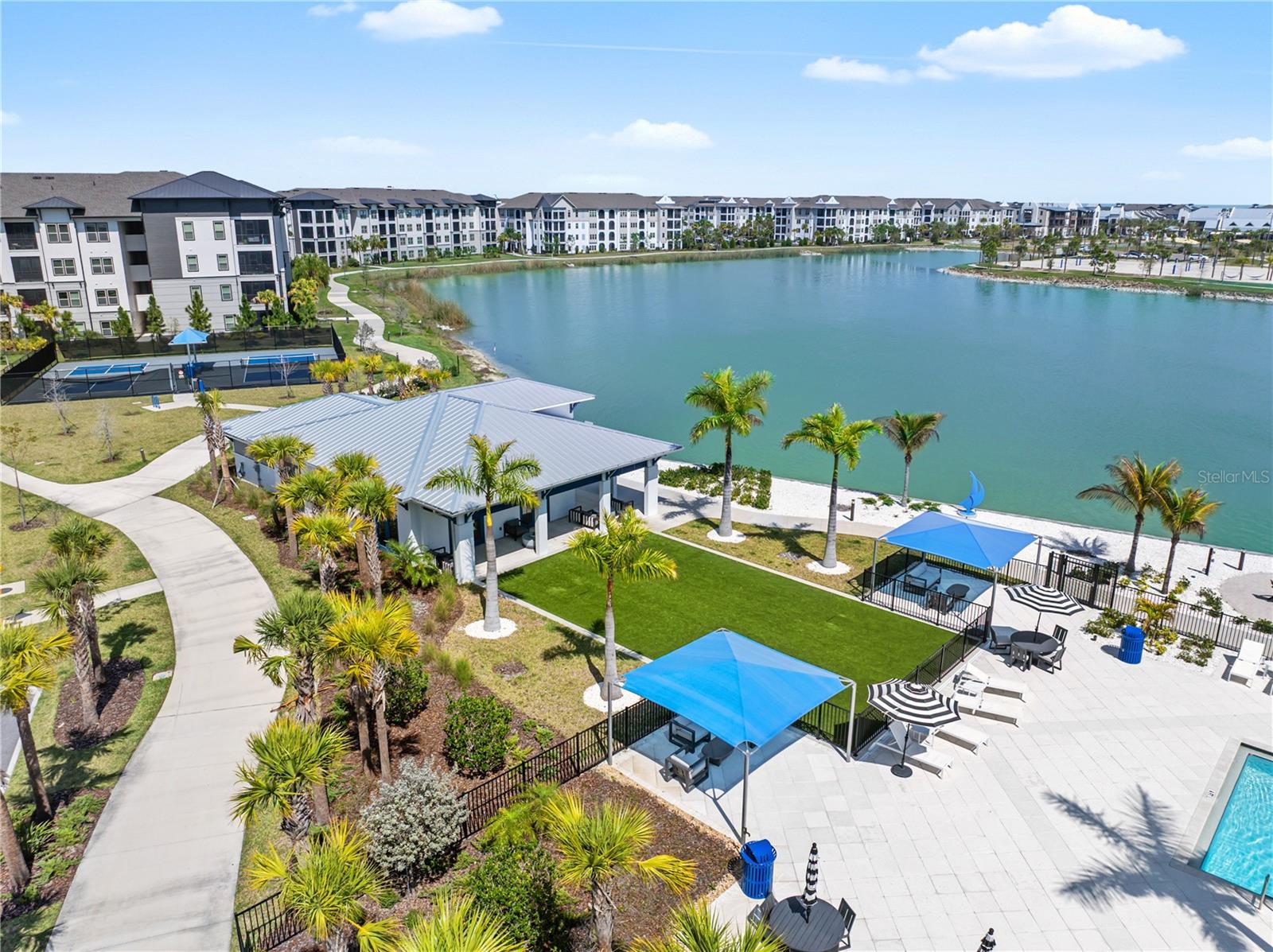 EMERALD LNDG/WATERSIDE - Residential