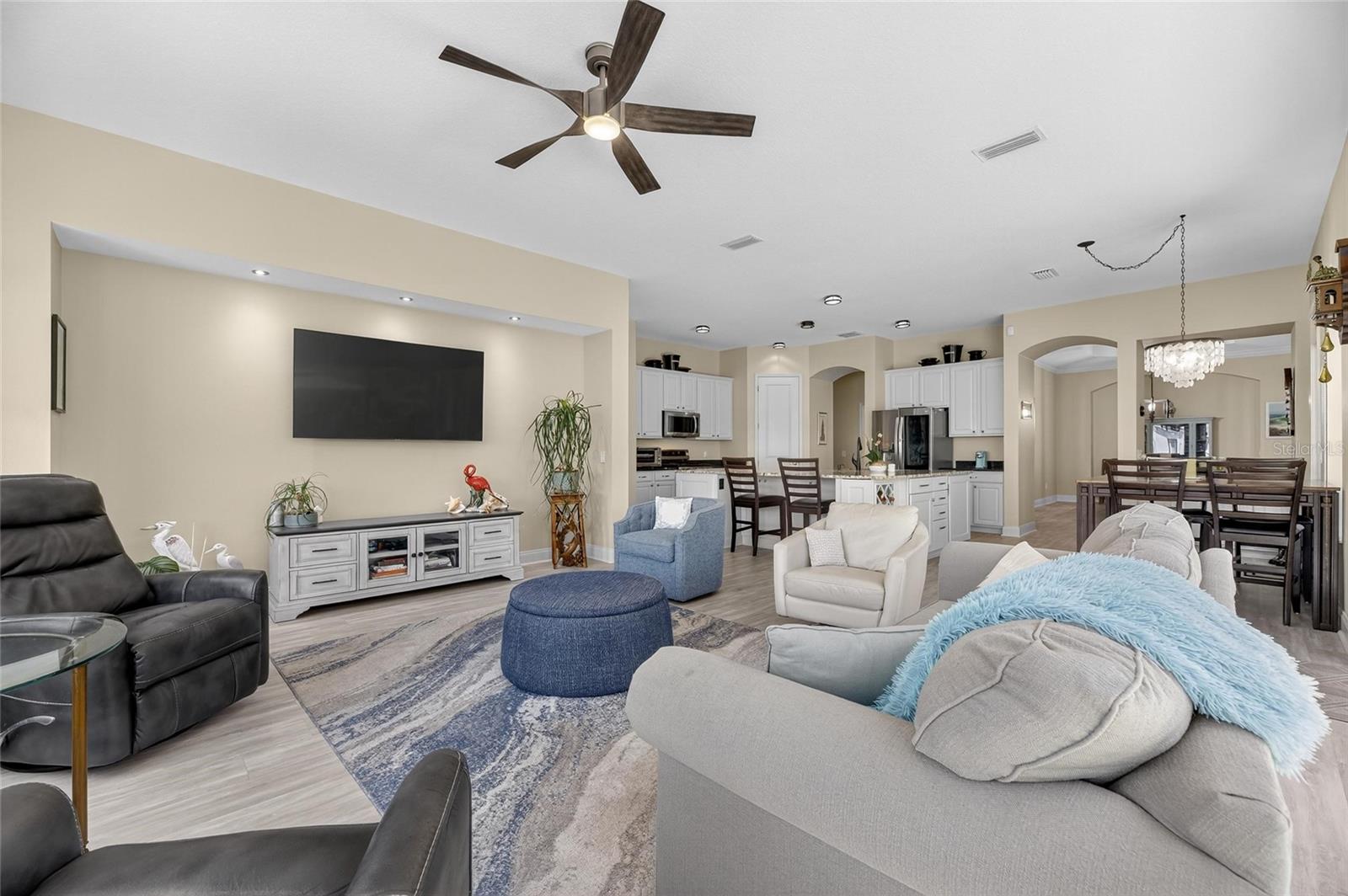 MIRABAY PH 1B-1/2A-1/3B-1 - Residential