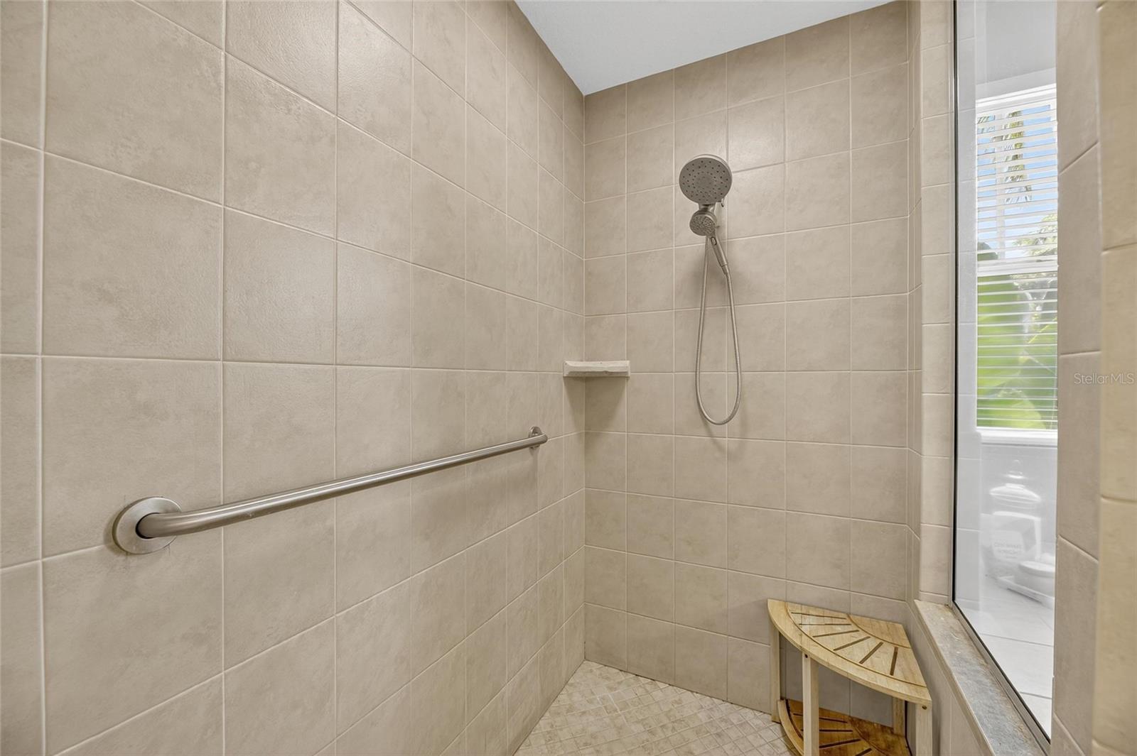 MIRABAY PH 1B-1/2A-1/3B-1 - Residential