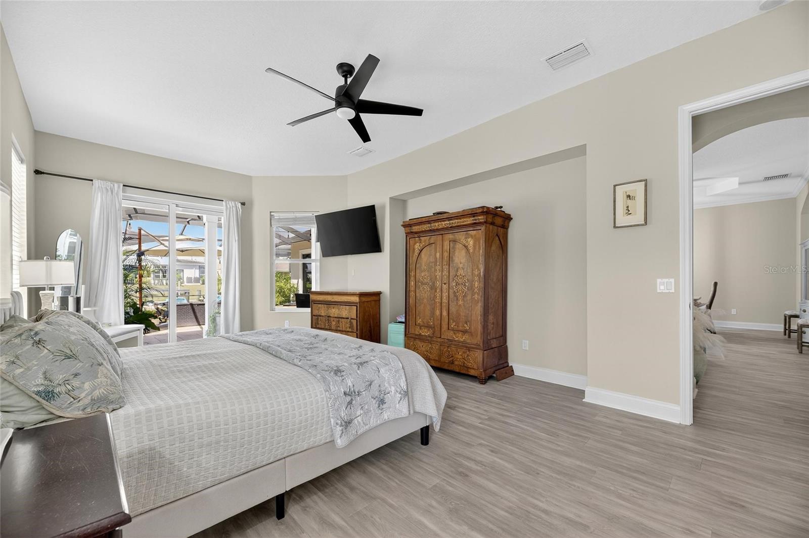 MIRABAY PH 1B-1/2A-1/3B-1 - Residential