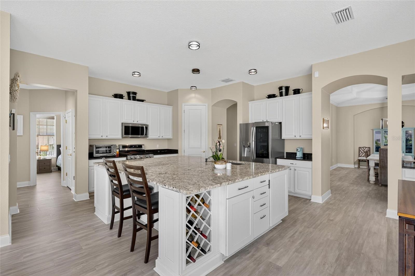 MIRABAY PH 1B-1/2A-1/3B-1 - Residential