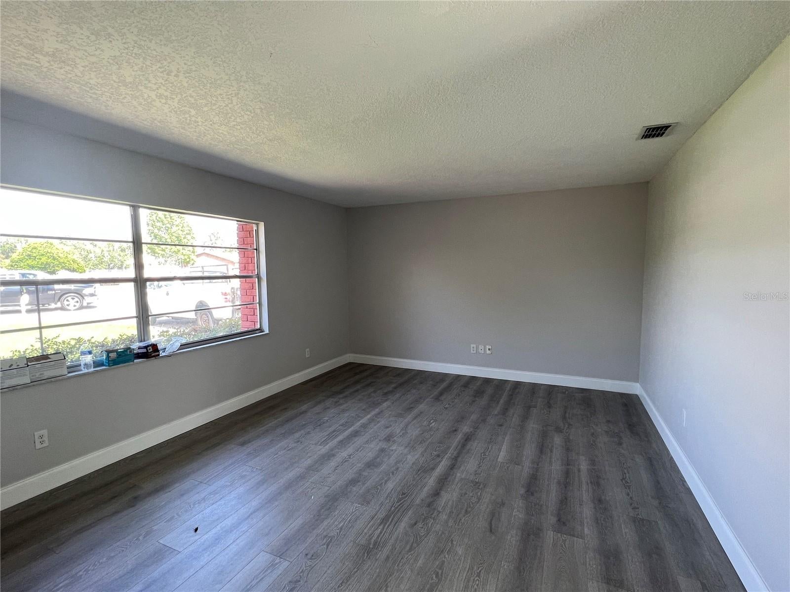 1313 SUMMER BREEZE ROAD