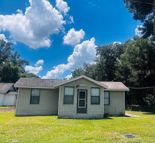 NO HOA !!! NO CDD !! NO DEED RESTRICTIONS !!! Adorable and Cozy 2 Bedroom, 1 and 1/2 Bath Home. Completely Remodeled and Ready For a New Family. Living Room, Dining Area, Bedrooms W/ Laminate Flooring NO CARPET !!! Kitchen W/ Newer Cabinets and Tile Backsplash. Primary Bedroom W/ Bathroom and Walk in Closet !! Enclosed Front Porch/ Bonus Room W/ Tile Flooring. Outdoor Shed For Storage. Plenty of Parking and Room For Your Boat, Toys, Work Vehicles. Located Walking Distance to Downtown, Near Shopping, Schools, Hospital and Restaurants. 1 Hour to Disney, Beaches, Tampa Airport, and Major Sports Complexes. Great Starter or Retirement Home !!!